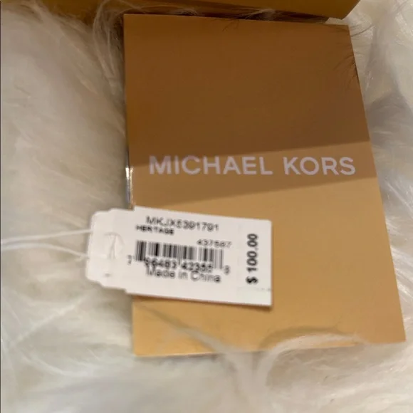 💕Michael Kors Rose Gold Heart Charm Bracelet - Picture 9 of 9